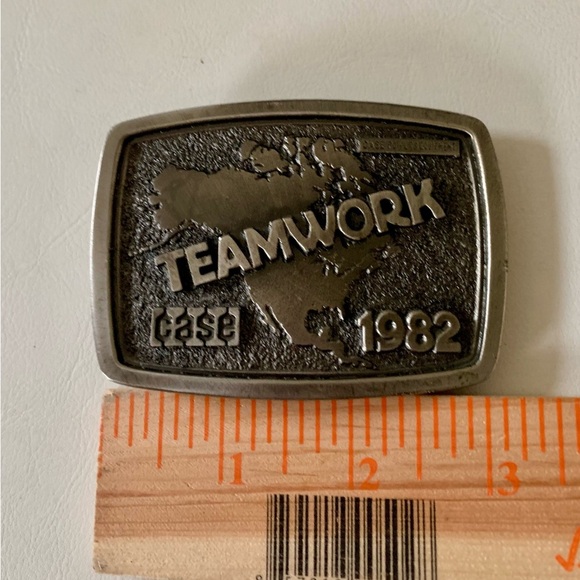 82 Case Equipment Heavy Machinery Tractor Buckle  2/3 Inch - Picture 2 of 9